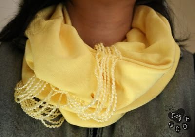 黄色的围巾