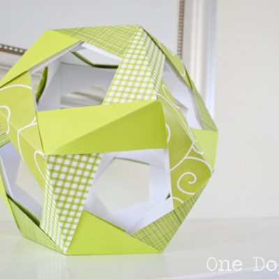模块化折纸:12面球的数学异常?