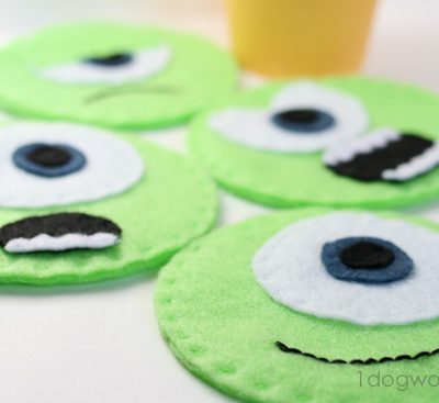 迈克·瓦沃斯基觉得杯垫上的一条狗在叫bw必威