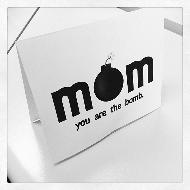 mombombcard