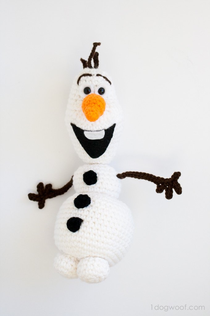 Olaf Snowman Amigurumi Pattern in Portuguese