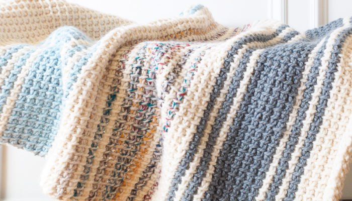 白日梦：一个简单的条纹突尼斯钩针编织毛毯