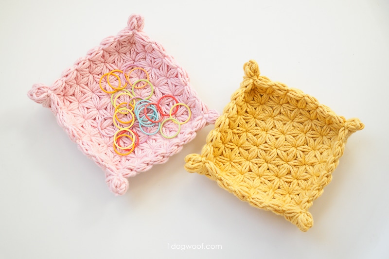 茉莉花星迹钩针编织码头粉红色和黄色